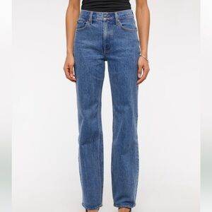 A&F 90’s Relaxed Jean High Rise